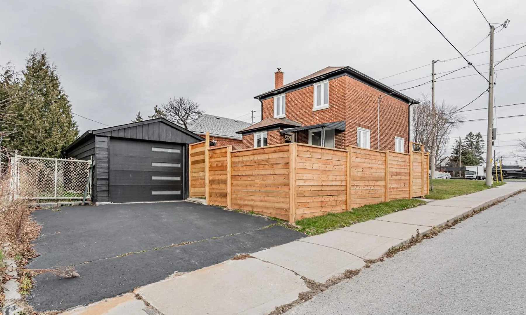 Victoria Park Property Toronto Guest house