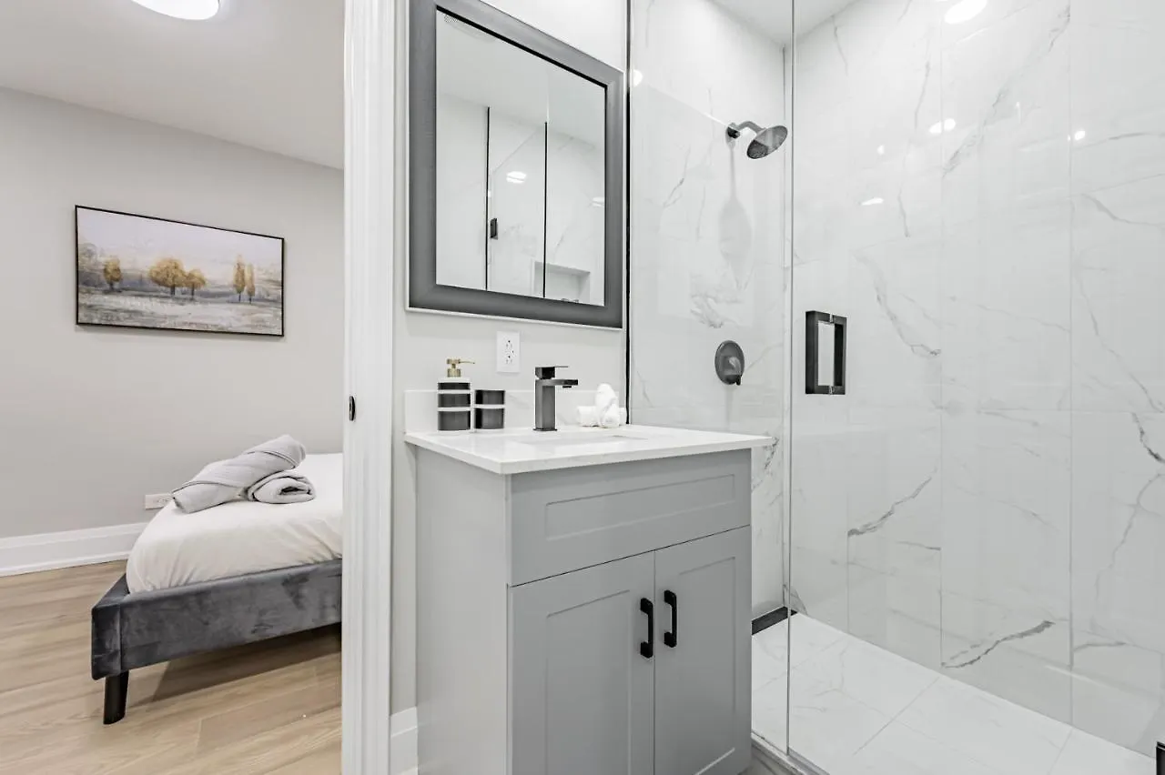Guest house Victoria Park Property Toronto